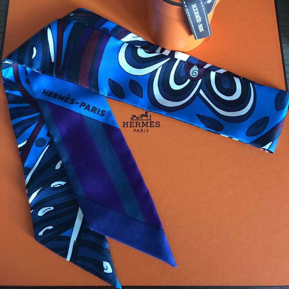 Hermès Twilly Scarf 2019 Collection